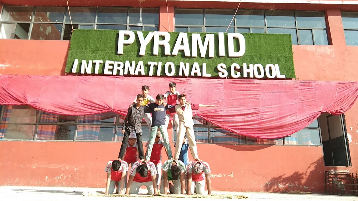 Smart Classrooms at Pyramid School
